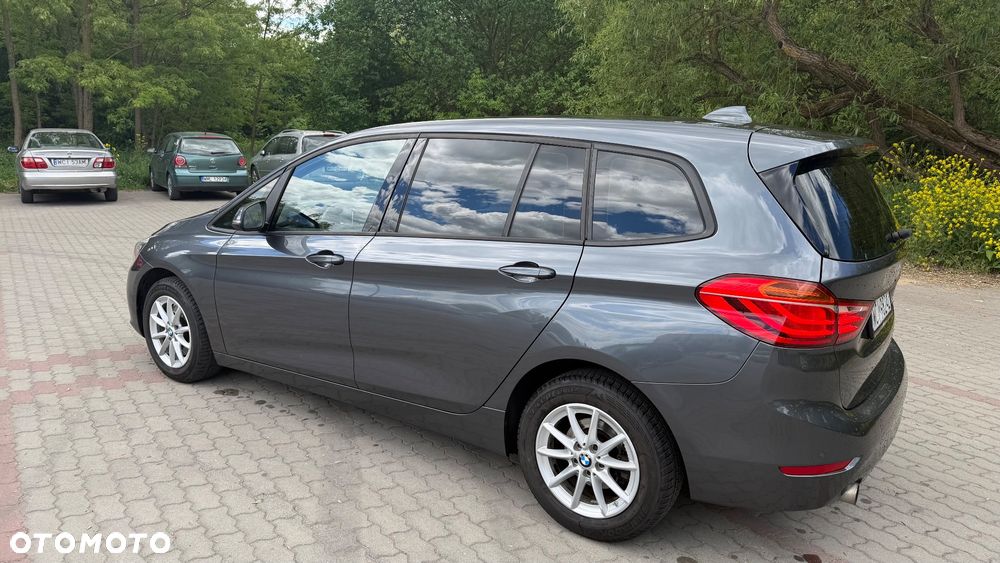 BMW Seria 2 218d Sport-Aut Sport Line - 3