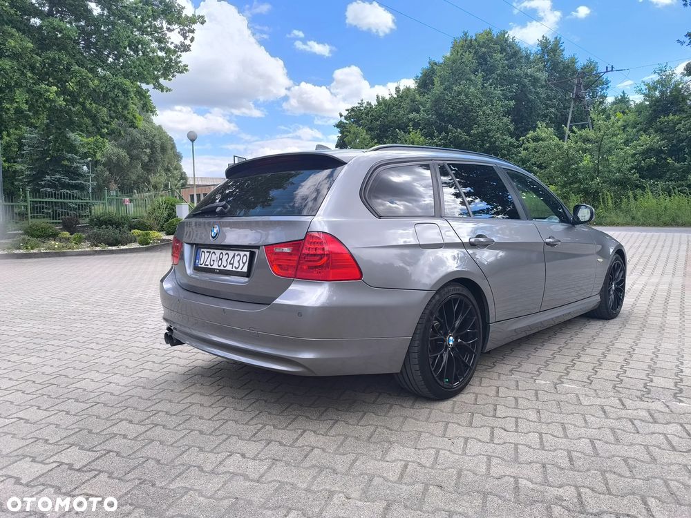 BMW Seria 3 320d DPF Edition Sport - 5