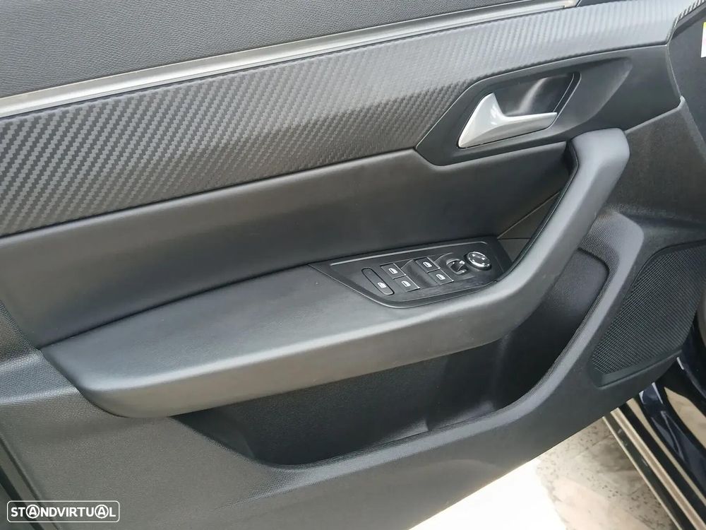 Peugeot 508 SW 1.5 BlueHDi Allure Pack EAT8 — fotografia 29