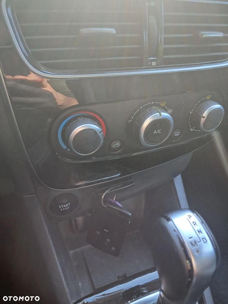 Renault Clio - 15