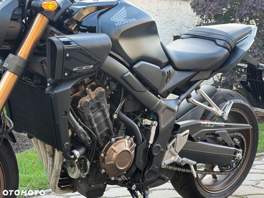 Honda CB - 18