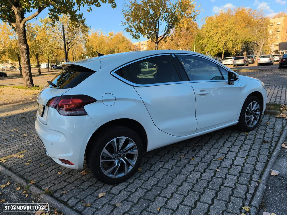 Citroën DS4 1.6 HDi So Chic - 48