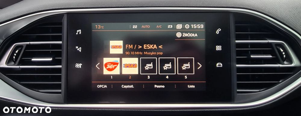 Peugeot 308 BlueHDi 130 Stop & Start Allure Business-Paket - 31