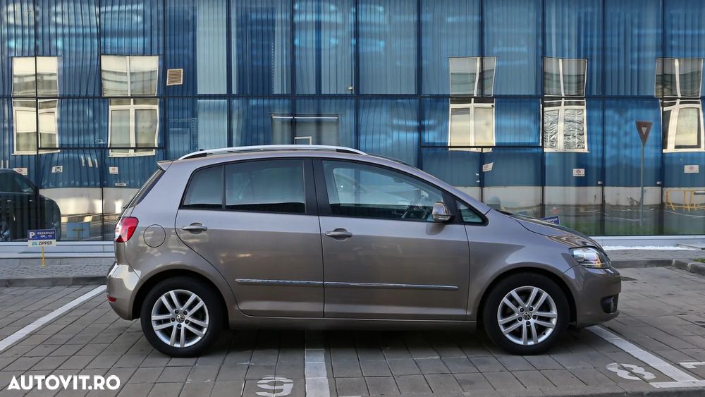 Volkswagen Golf 2.0 TDI Trendline DSG - 6