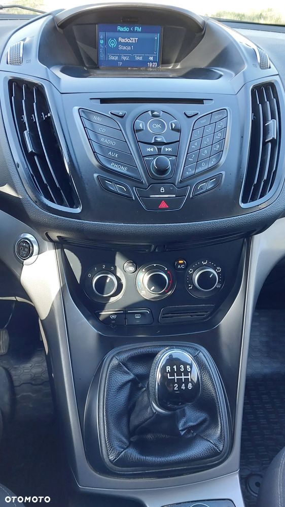 Ford Kuga 2.0 TDCi 2x4 Trend - 18