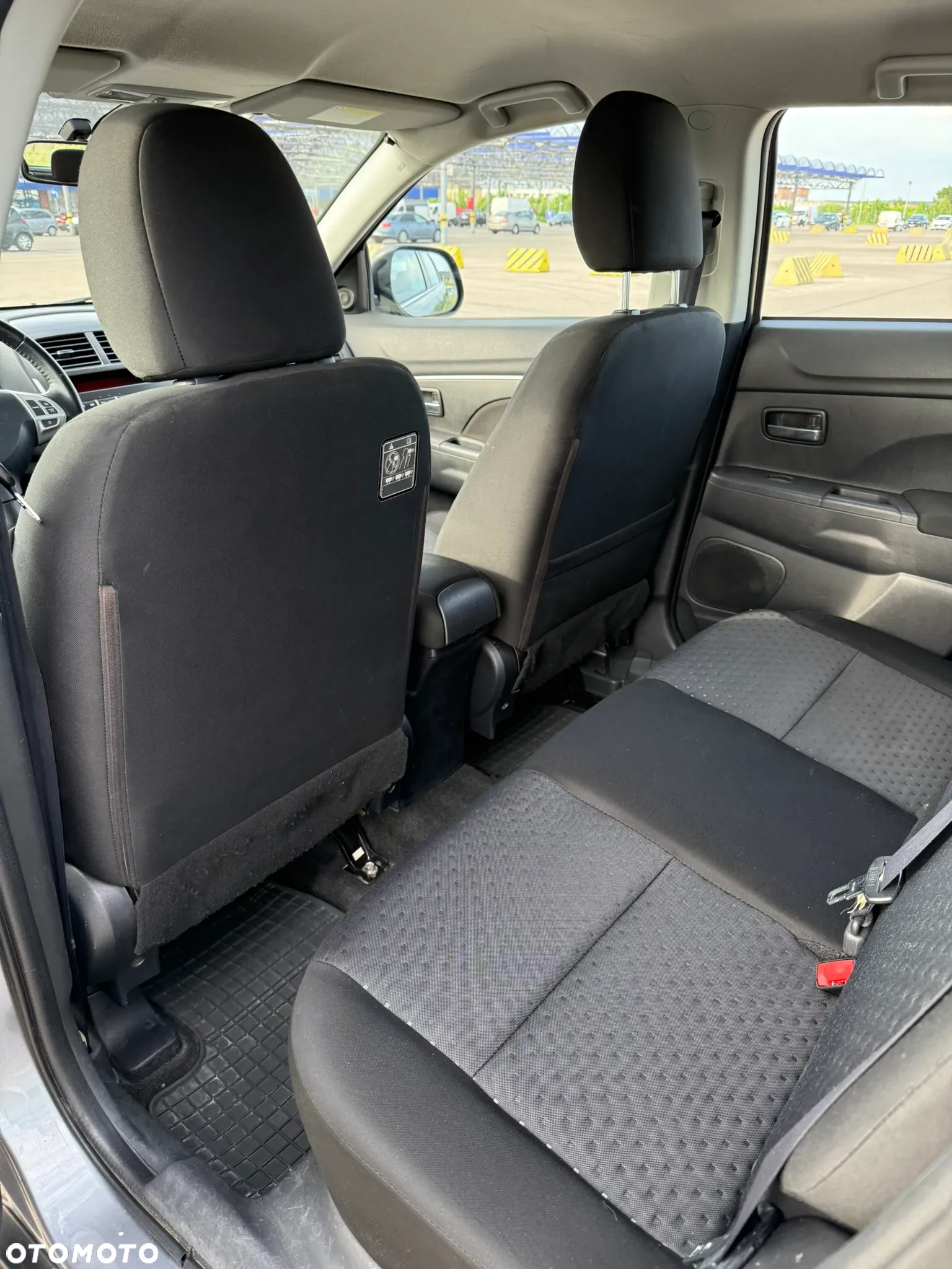 Mitsubishi ASX - 12