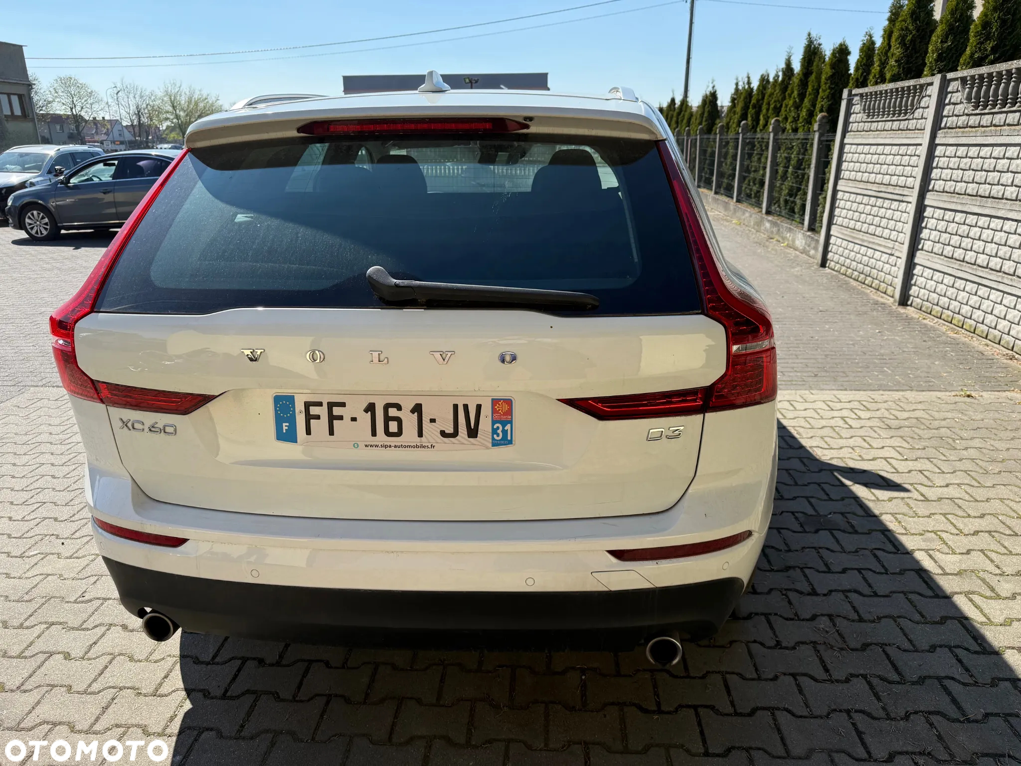 Volvo XC 60 D3 Momentum Pro - 3
