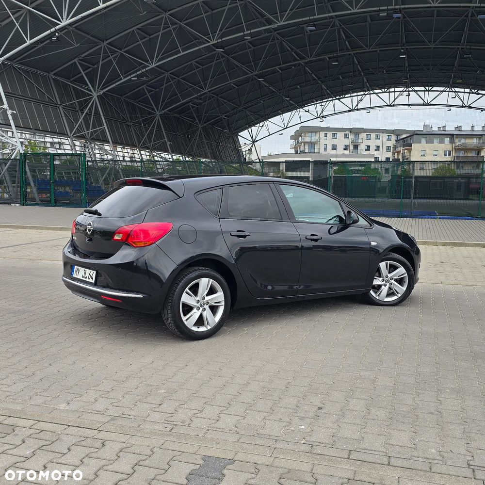 Opel Astra V 1.4 Enjoy - 11