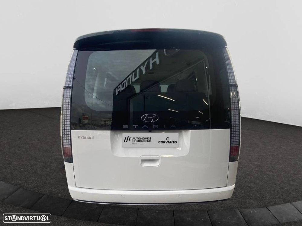 Hyundai Staria - 6