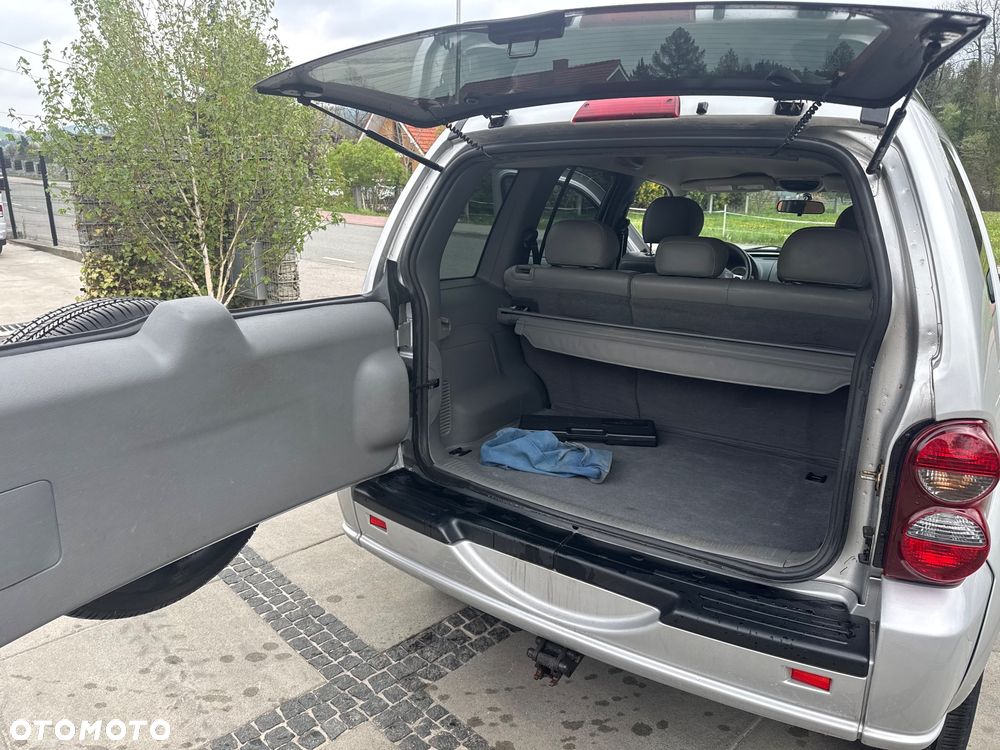 Jeep Cherokee 2.8 CRD Automatik Limited - 29