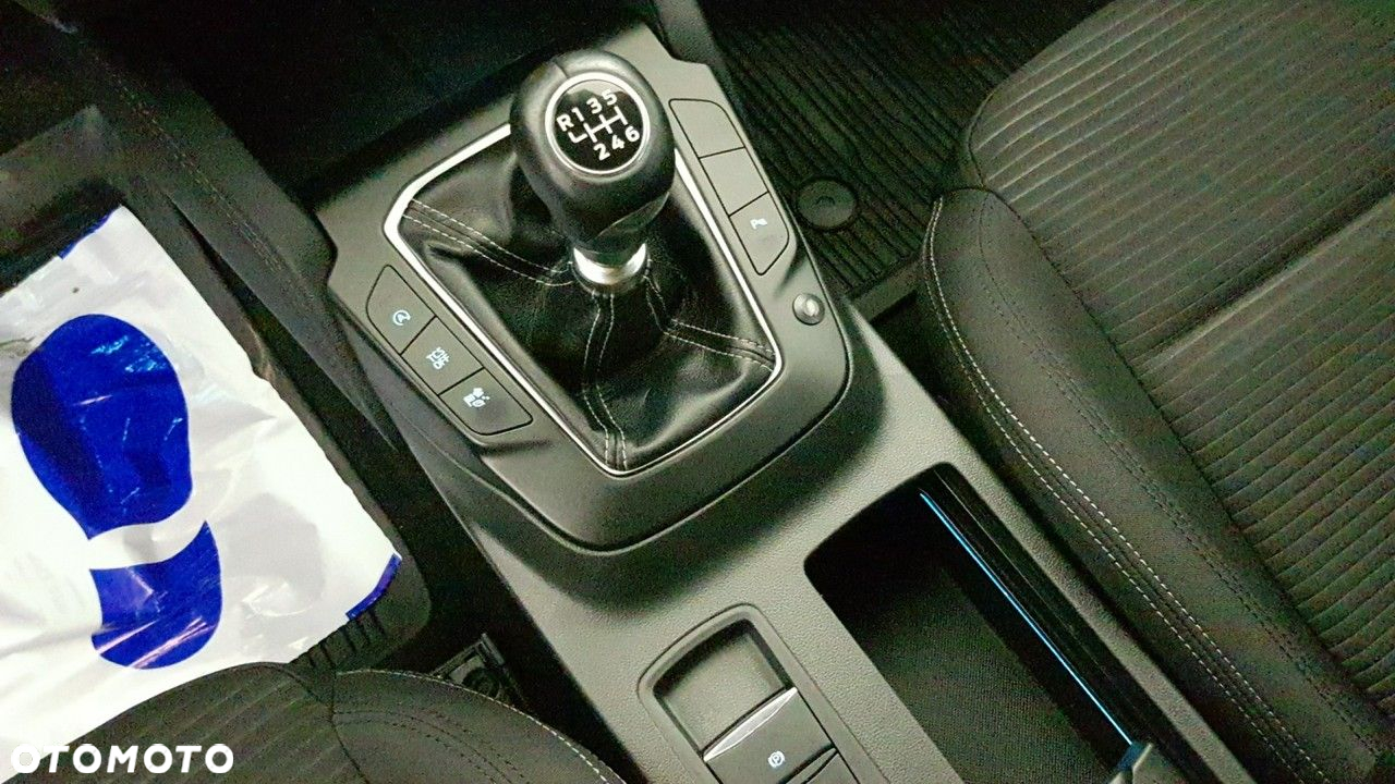 Ford Focus 1.5 EcoBlue SCR Titanium X - 24