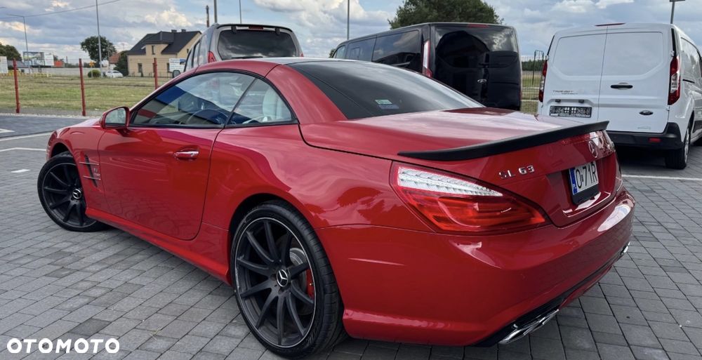 Mercedes-Benz SL 63 AMG - 11