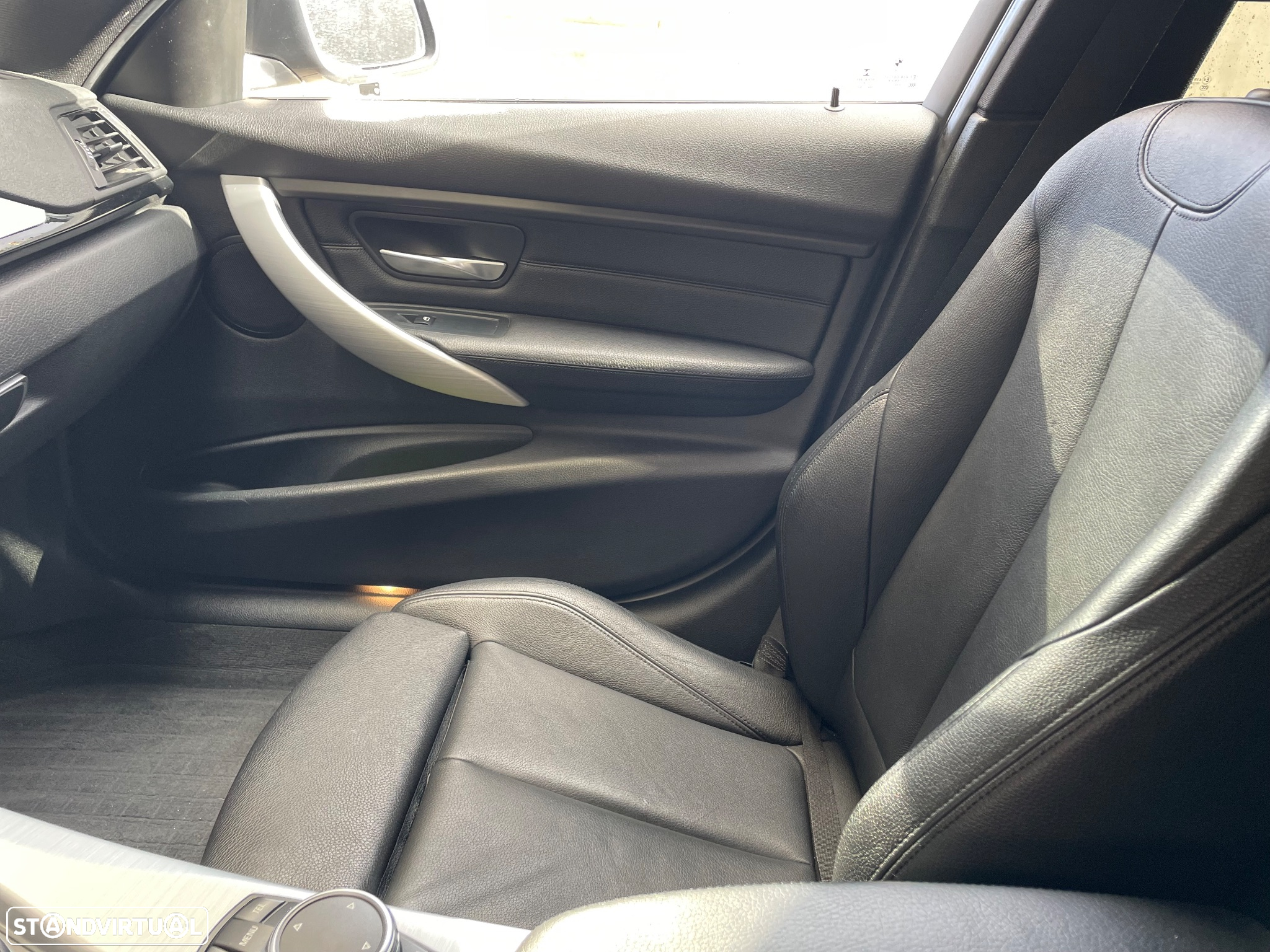BMW 320 d Touring Line Sport Auto - 11