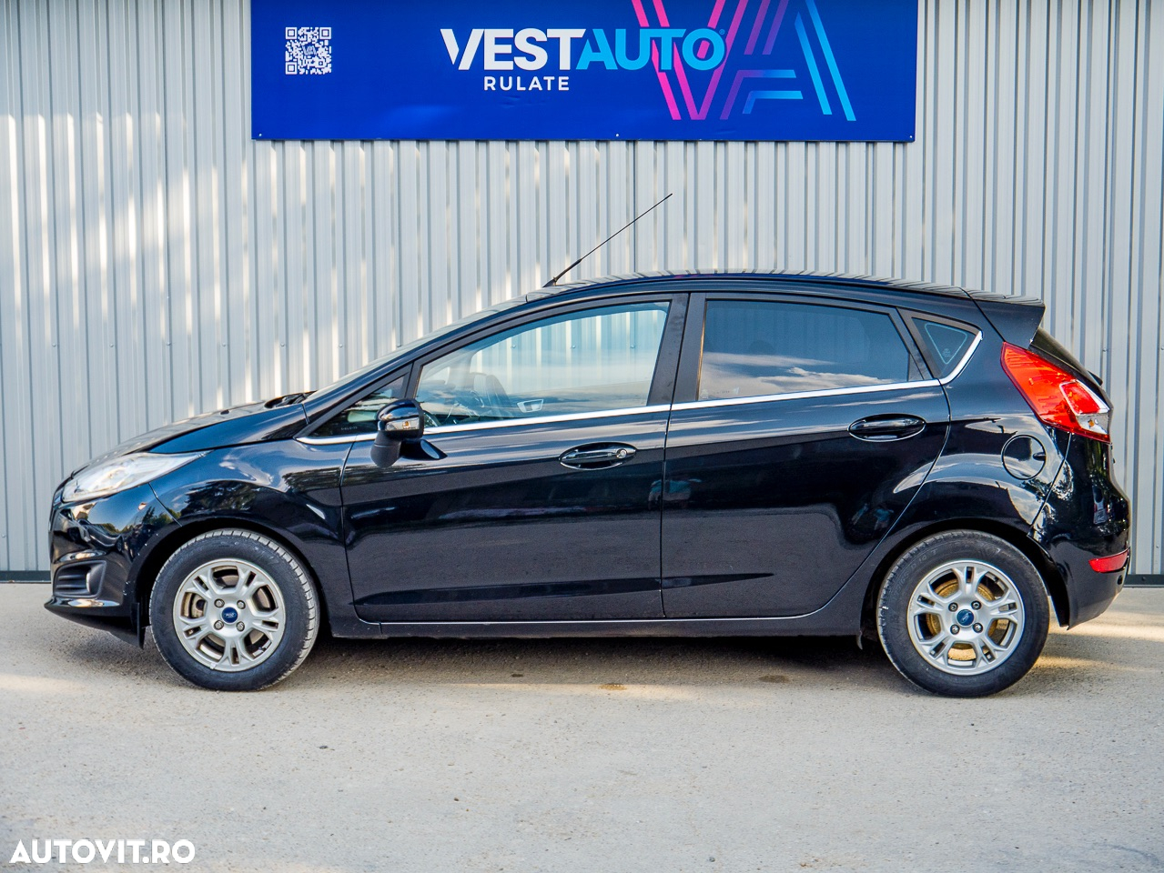 Ford Fiesta 1.6 TDCi DPF Trend - 16