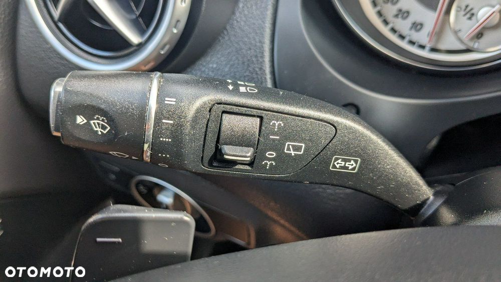 Mercedes-Benz GLA - 26