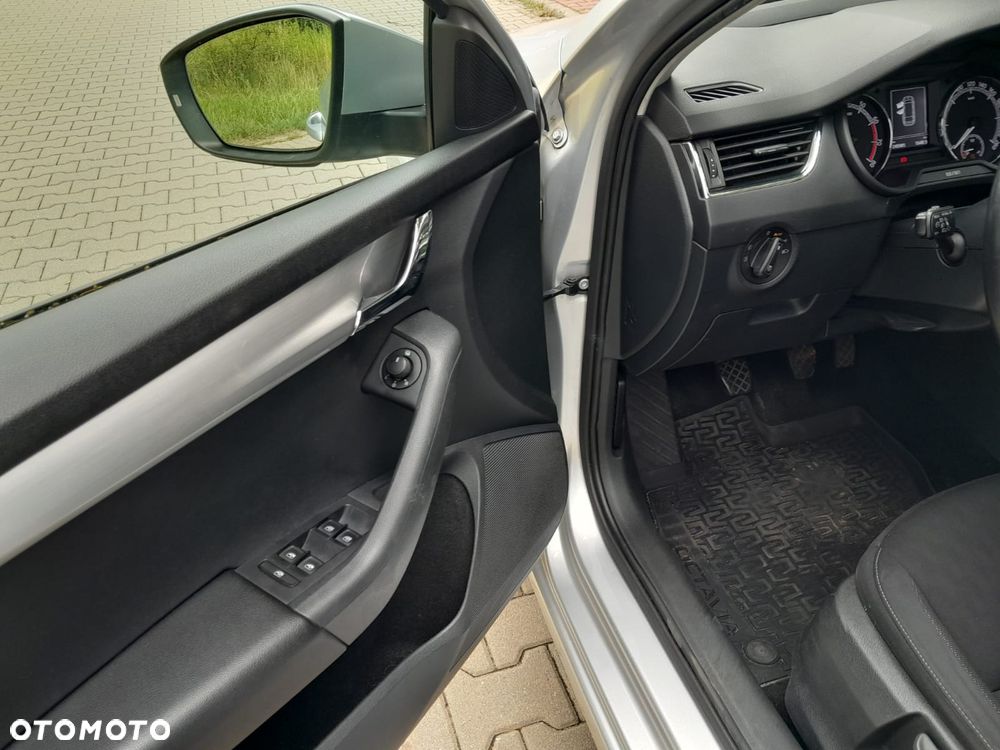 Skoda Octavia 1.0 TSI Style - 24
