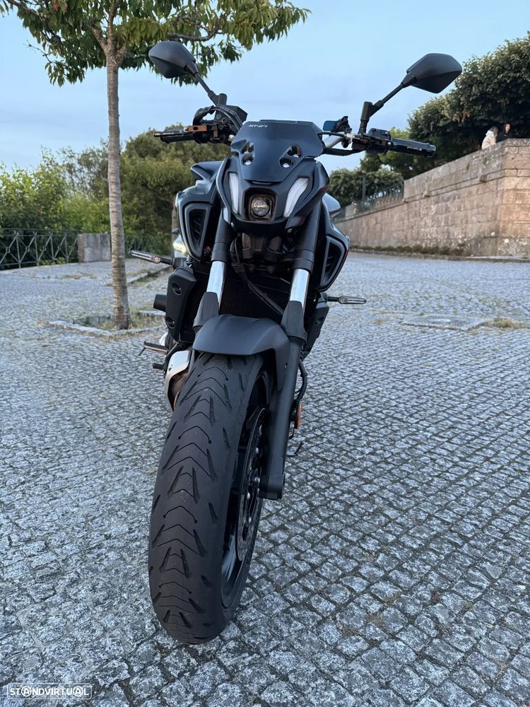 Yamaha MT-07 - 2
