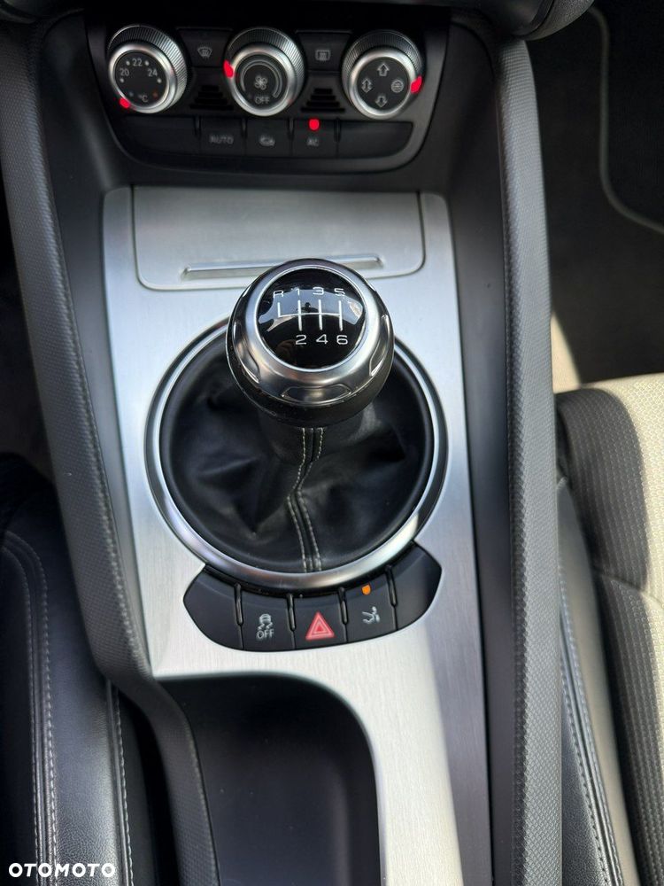 Audi TT Coupé - 22