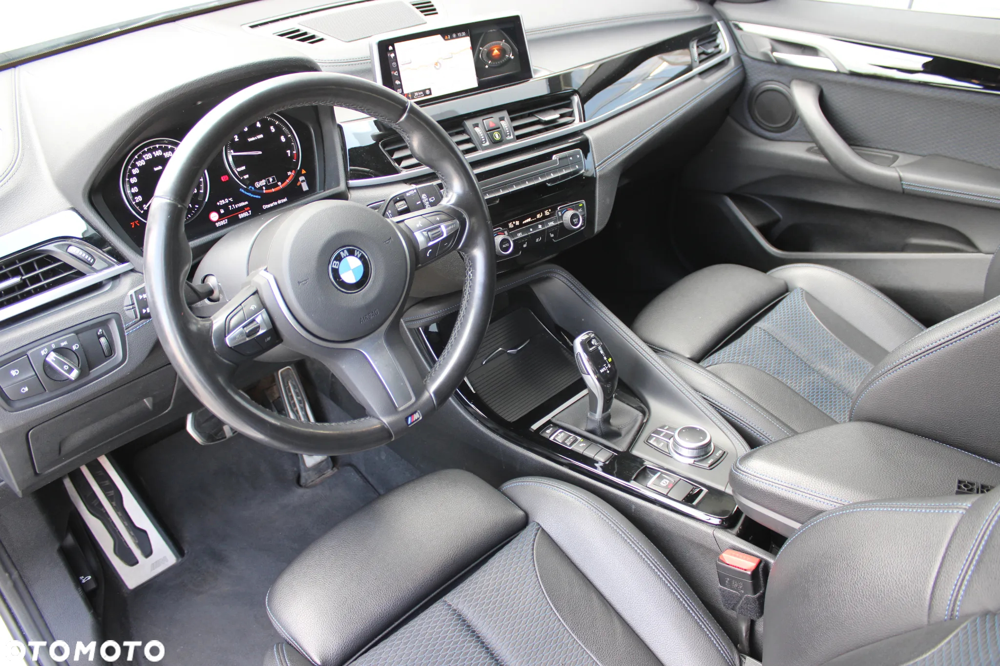 BMW X2 sDrive18i M Sport - 13