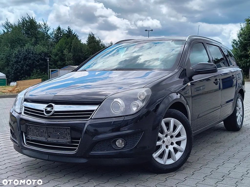 Opel Astra 1.8 Caravan Edition - 1