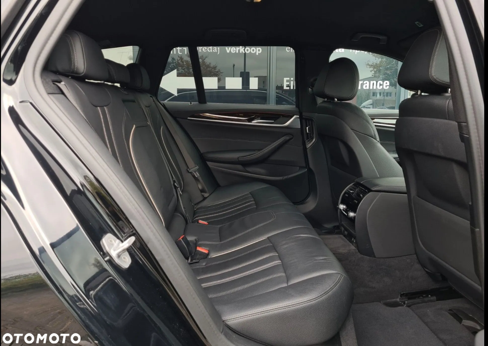 BMW Seria 5 520d Luxury Line - 13
