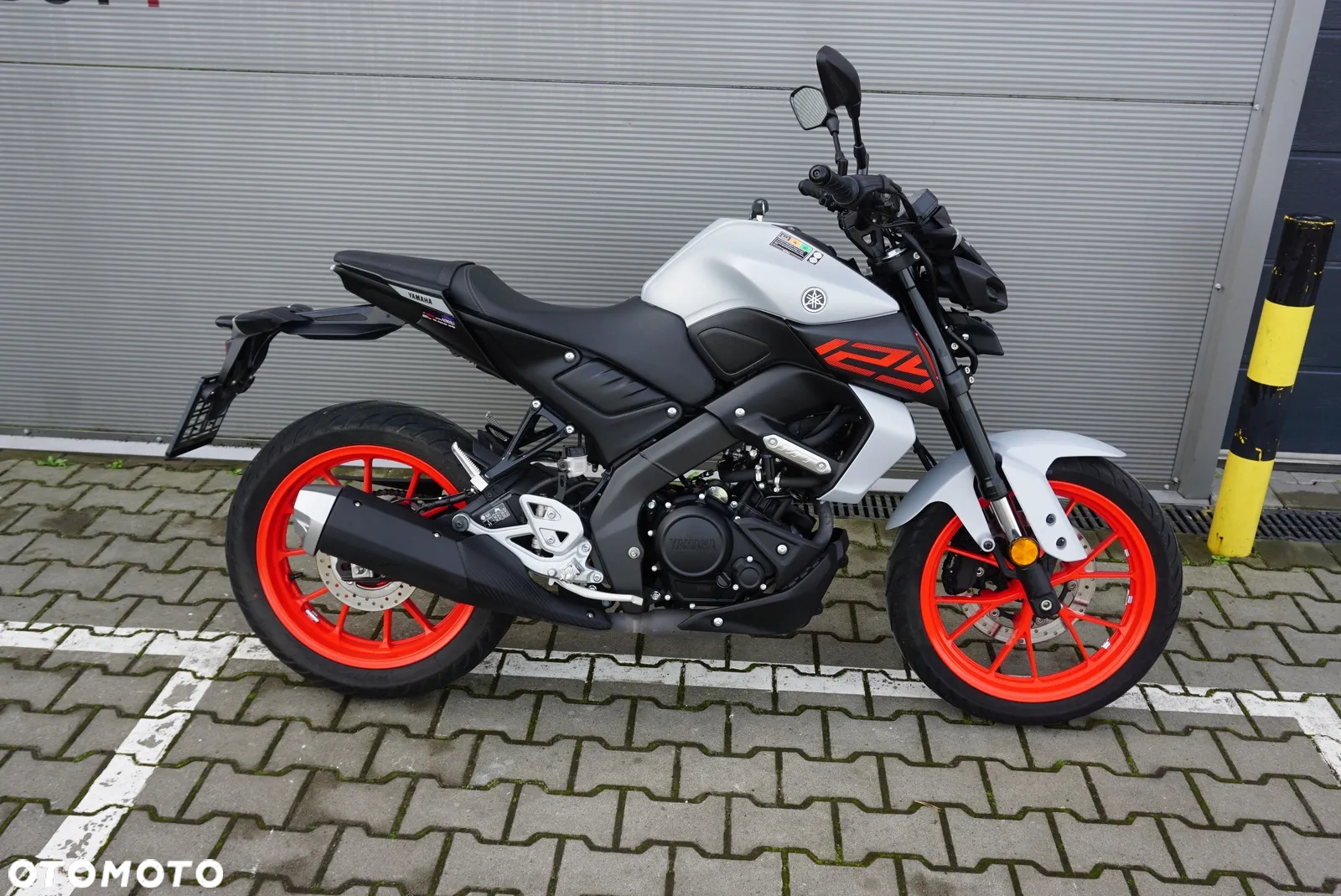 Yamaha MT - 2