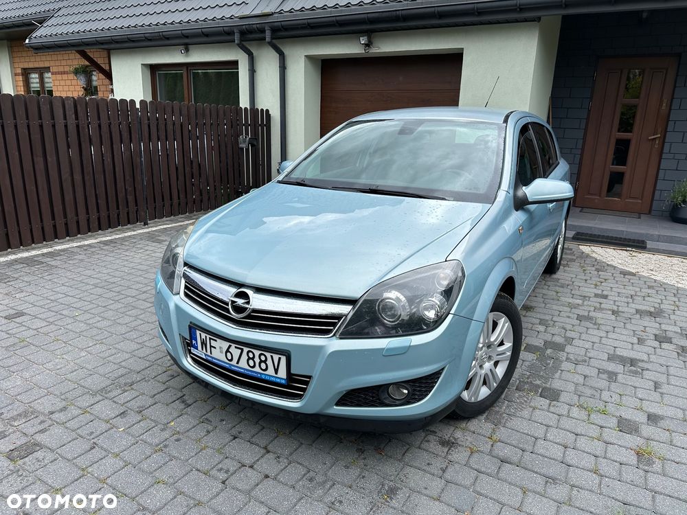 Opel Astra - 2