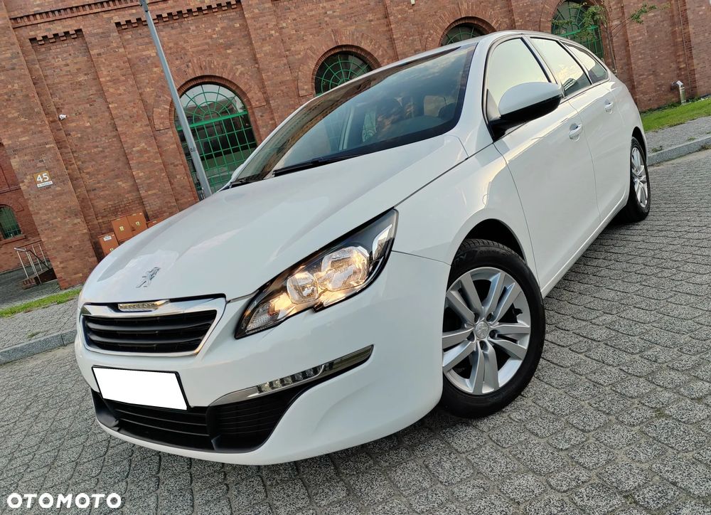 Peugeot 308 1.6 BlueHDi Allure S&S - 4