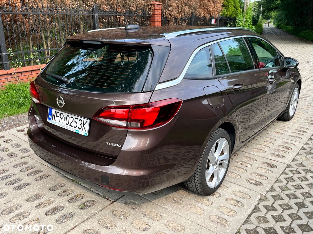 Opel Astra 1.4 T Dynamic - 4