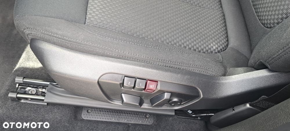 BMW Seria 2 - 22