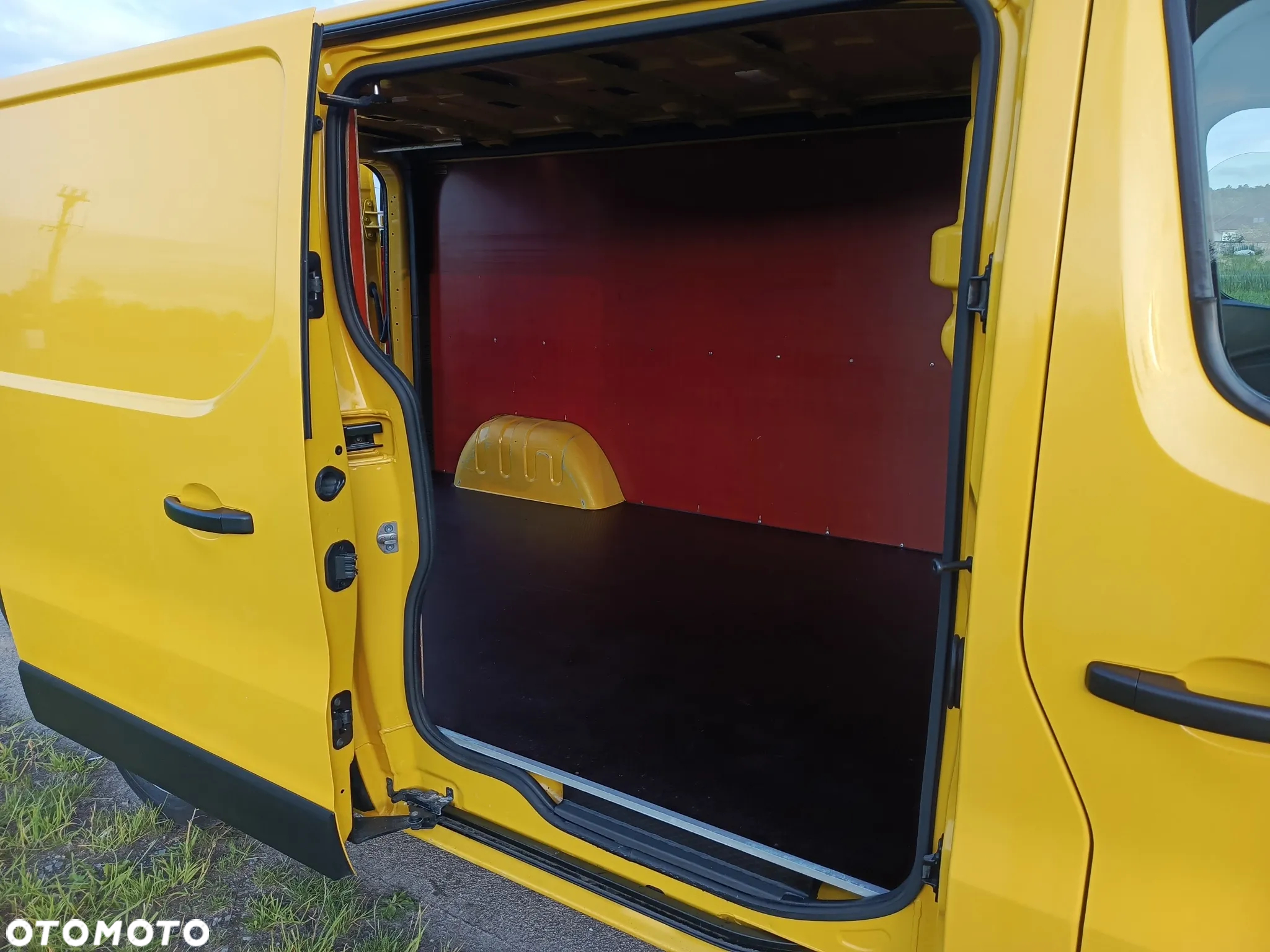 Opel Vivaro - 9