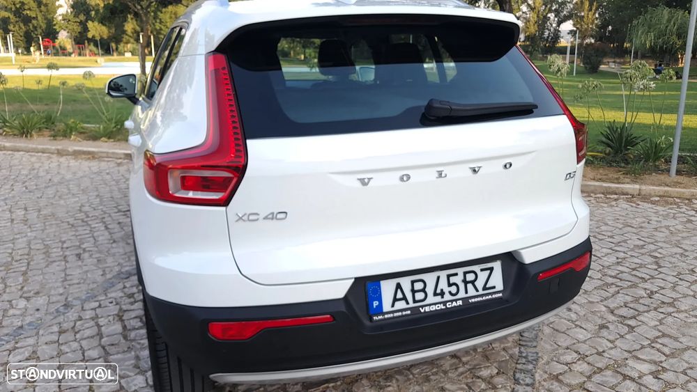 Volvo XC 40 2.0 D3 Momentum Plus - 8
