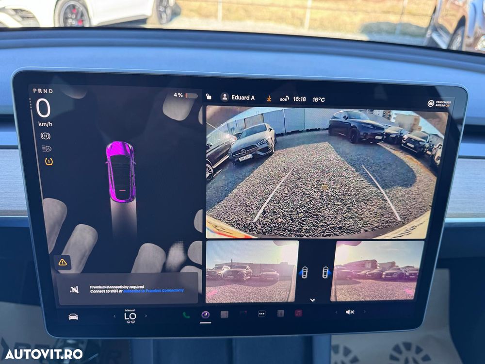 Tesla Model Y Long Range Dual Motor AWD - 28