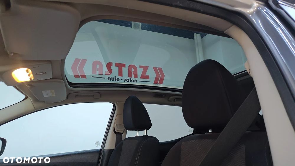 Nissan Qashqai 1.6 DIG-T N-Connecta - 8