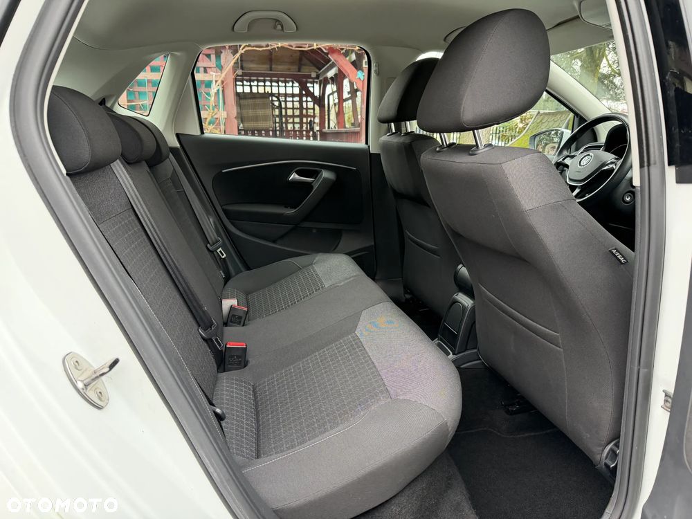 Volkswagen Polo 1.2 TSI Comfortline - 21