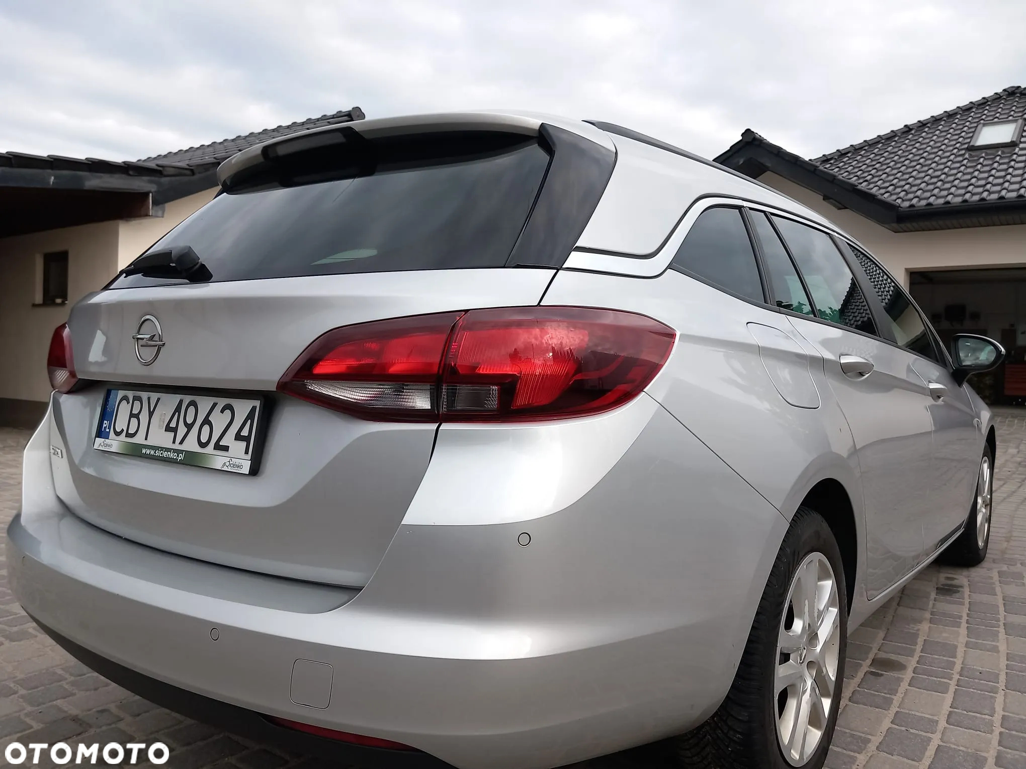 Opel Astra 1.6 D (CDTI) Sports Tourer Business - 4