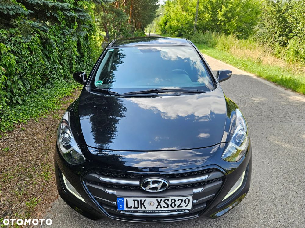Hyundai i30 1.4 Comfort - 13