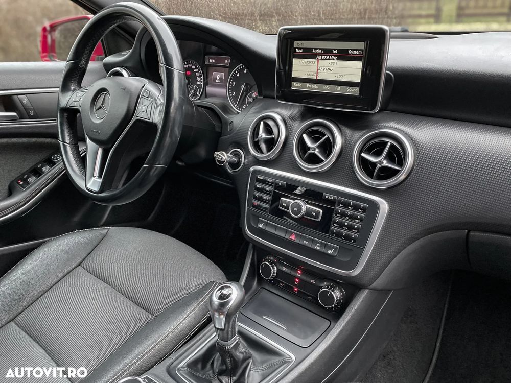 Mercedes-Benz A 180 Urban - 12