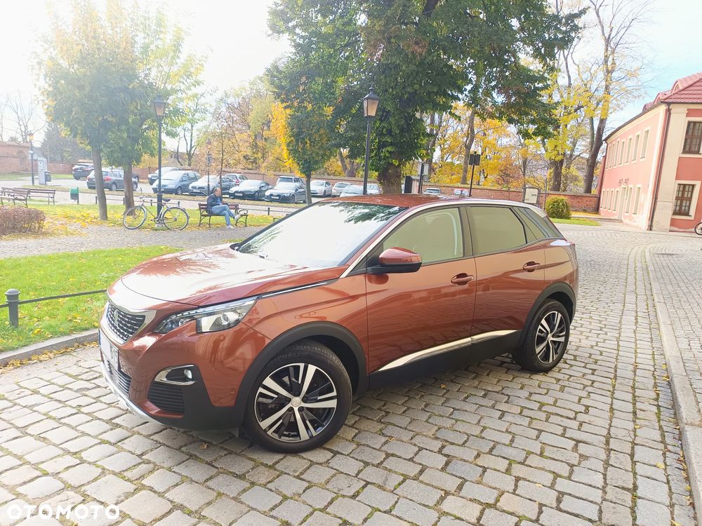 Peugeot 3008 1.2 PureTech Allure S&S - 17