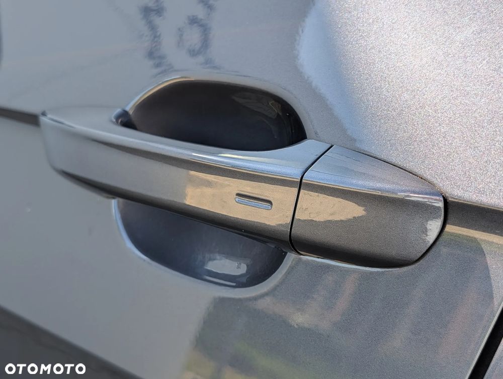 Volkswagen T-Cross 1.0 TSI Life Plus - 24