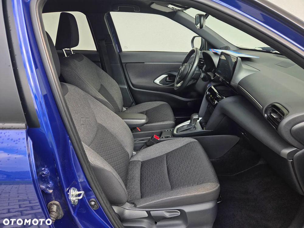 Toyota Yaris Cross - 11