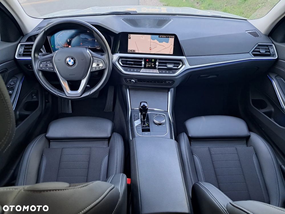 BMW Seria 3 320d Advantage sport - 20