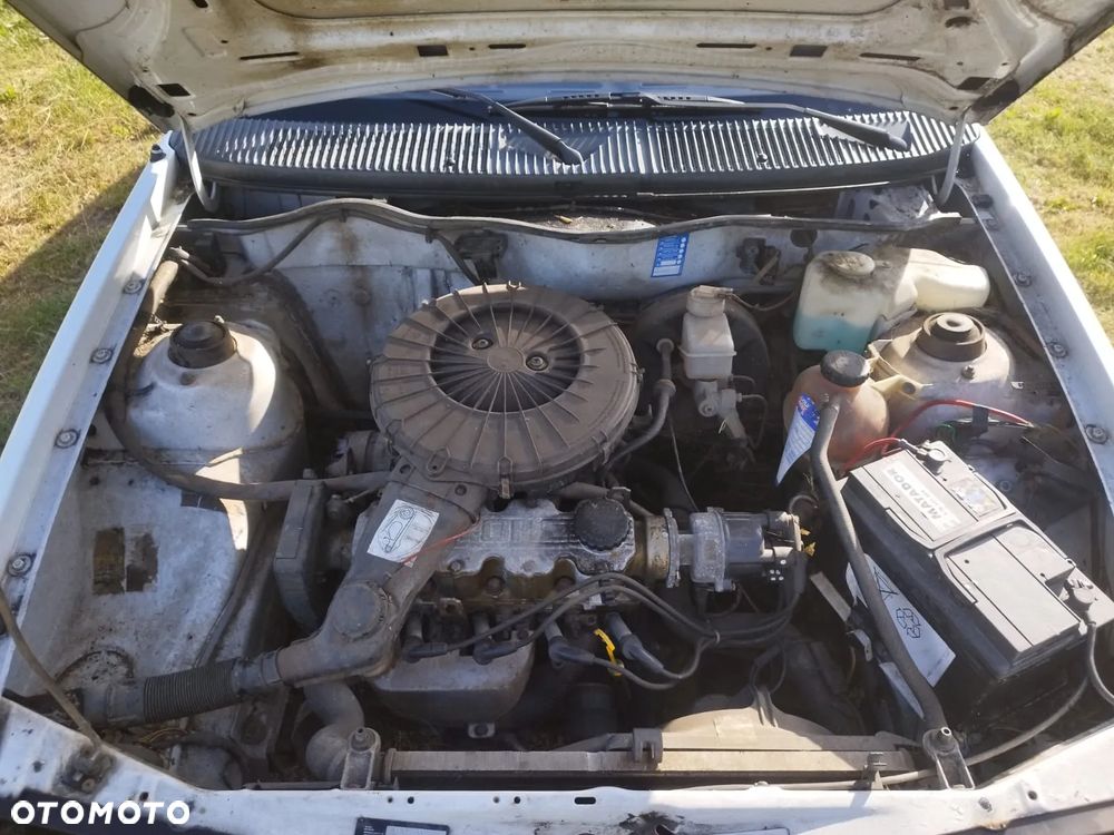 Opel Kadett E 1.4 CS - 10