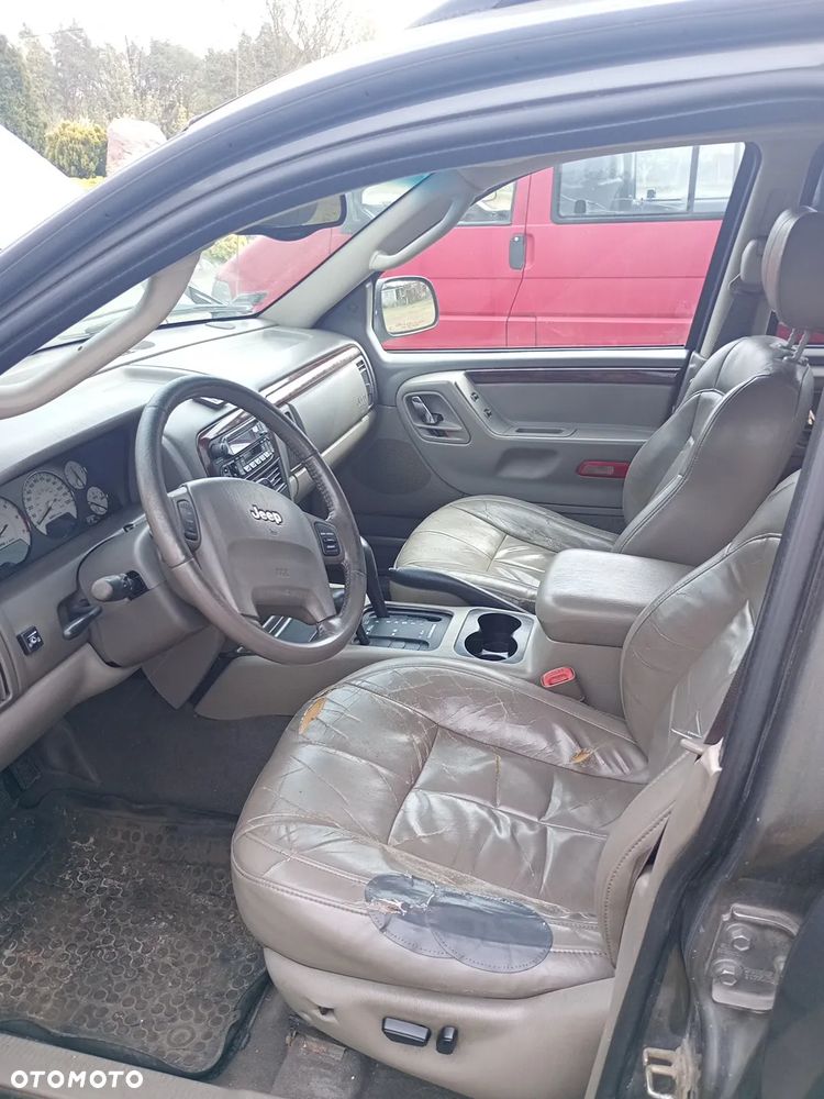 Jeep Grand Cherokee - 2