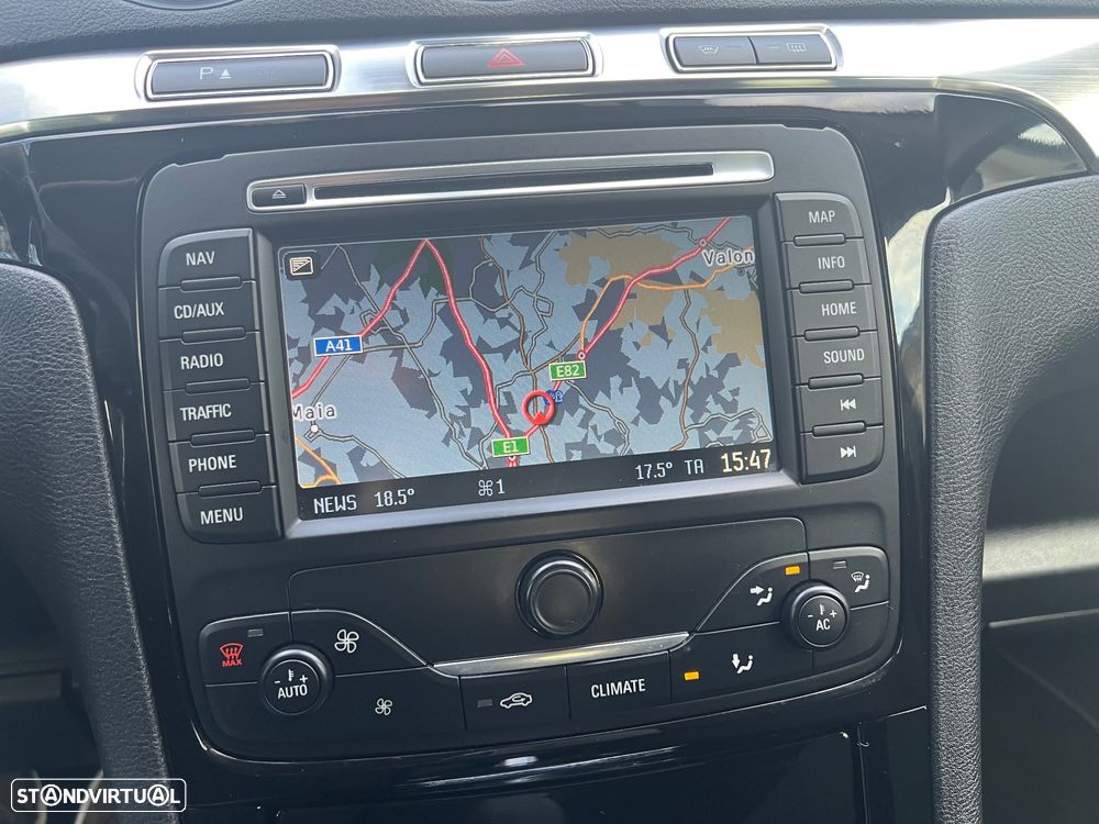 Ford S-Max 2.0 TDCi Titanium 7L - 29