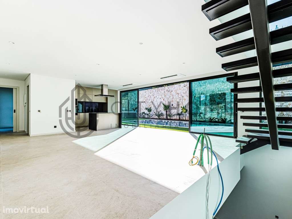 Moradia T4 Isolada com Piscina - Grande imagem: 5/60