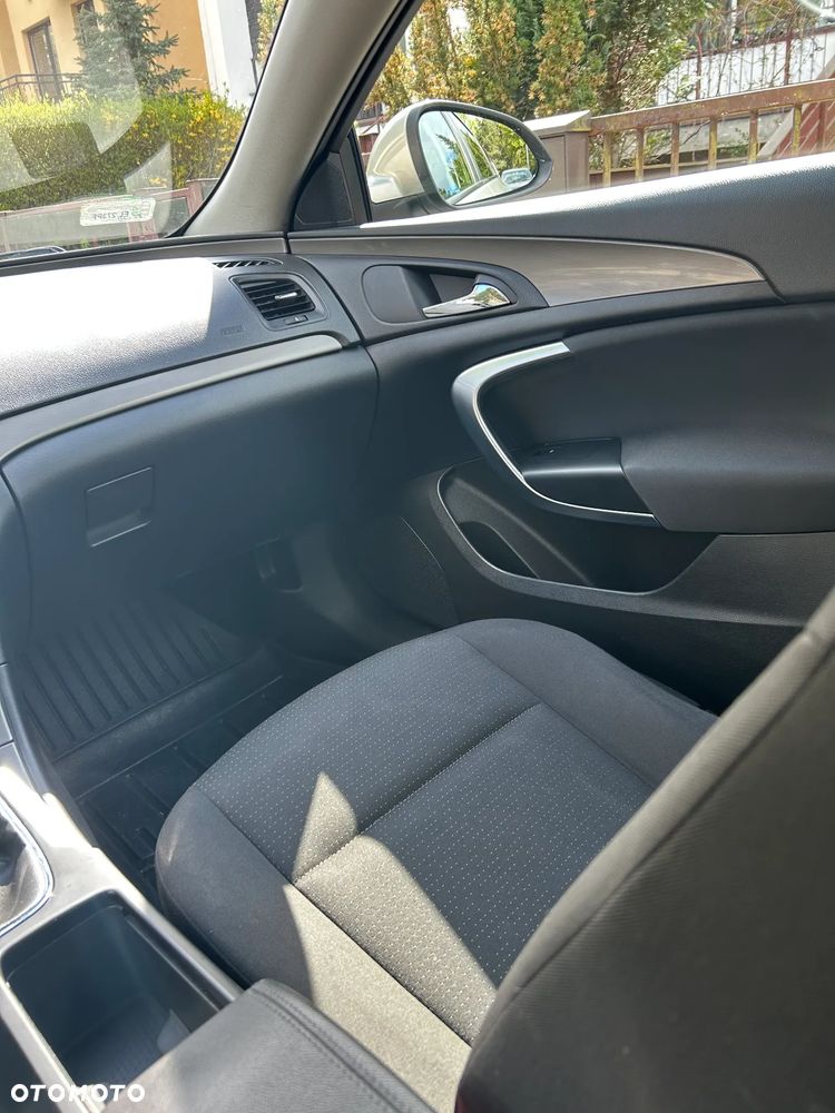 Opel Insignia - 11