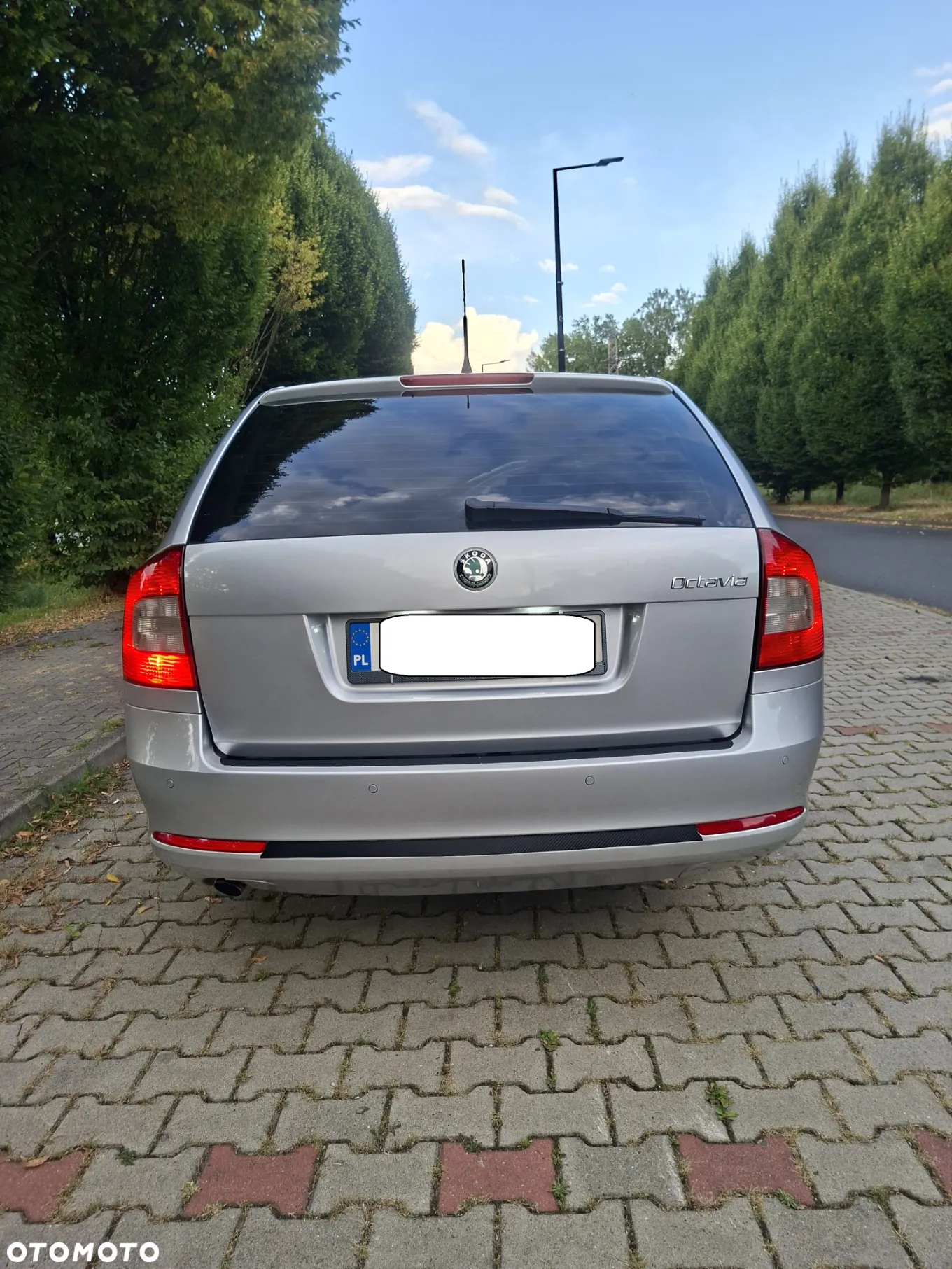 Skoda Octavia 2.0 TDI DPF Elegance - 10