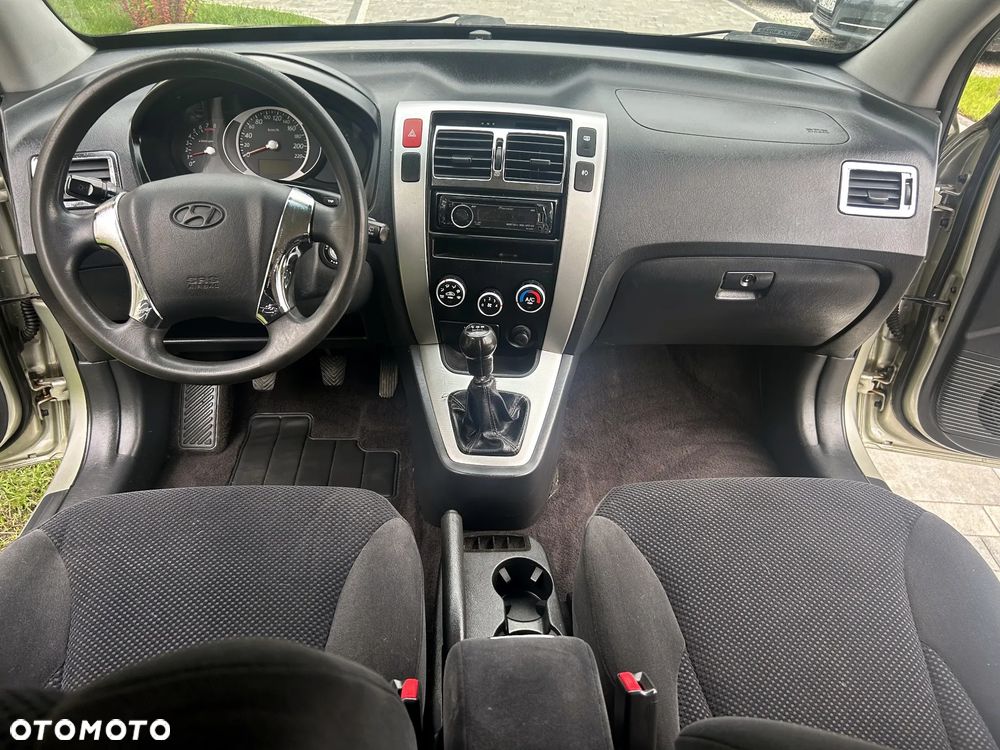 Hyundai Tucson 2.0 Comfort 2WD - 11