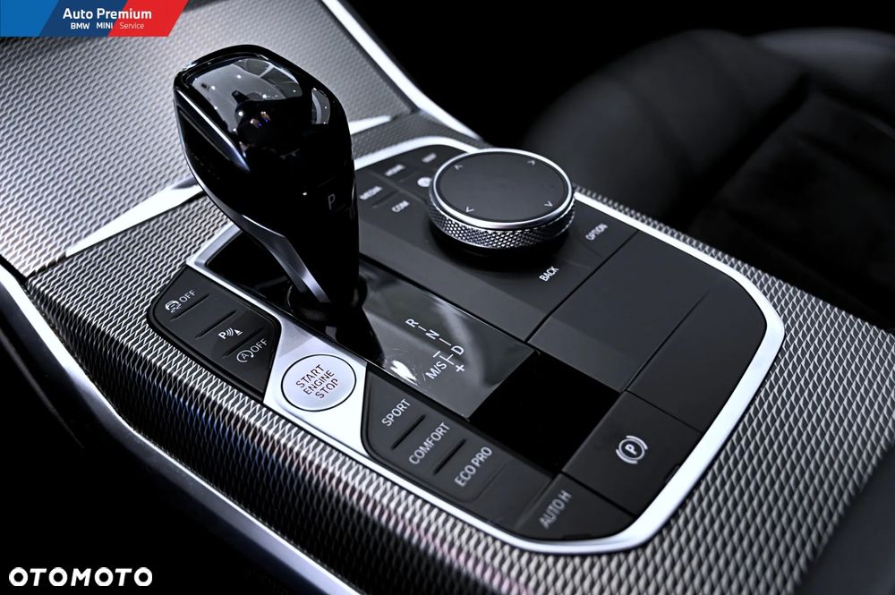 BMW Seria 3 330i xDrive M Sport sport - 9